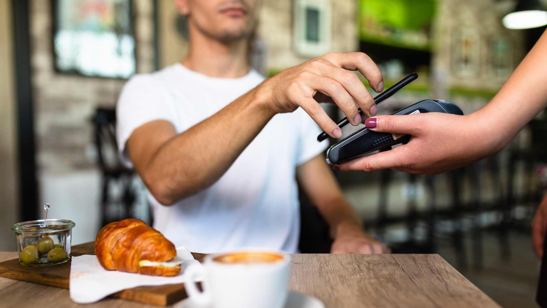 Mobile Credit Card Readers Know The Difference