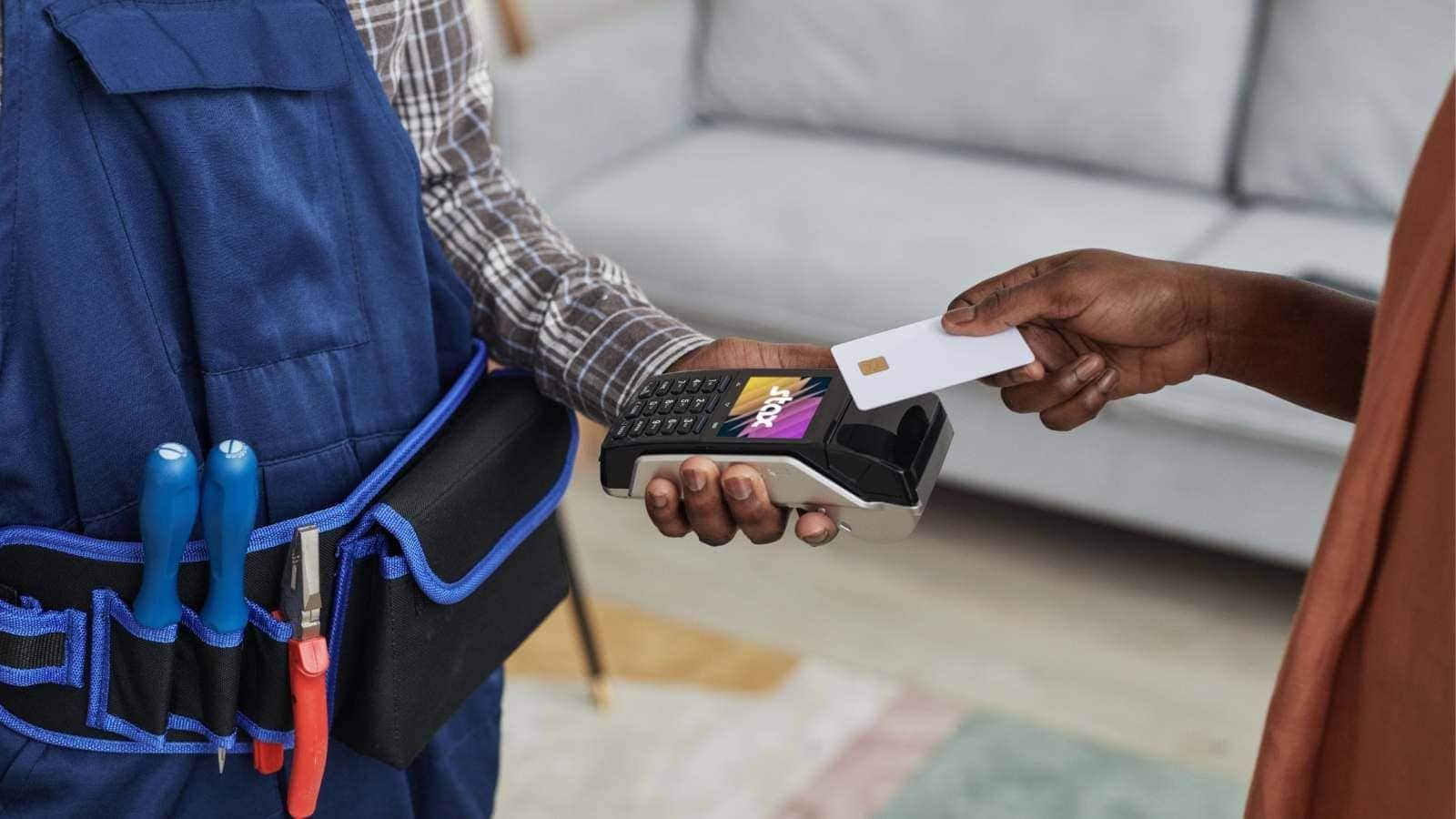 How To Choose A Credit Card Reader For Your Business Needs