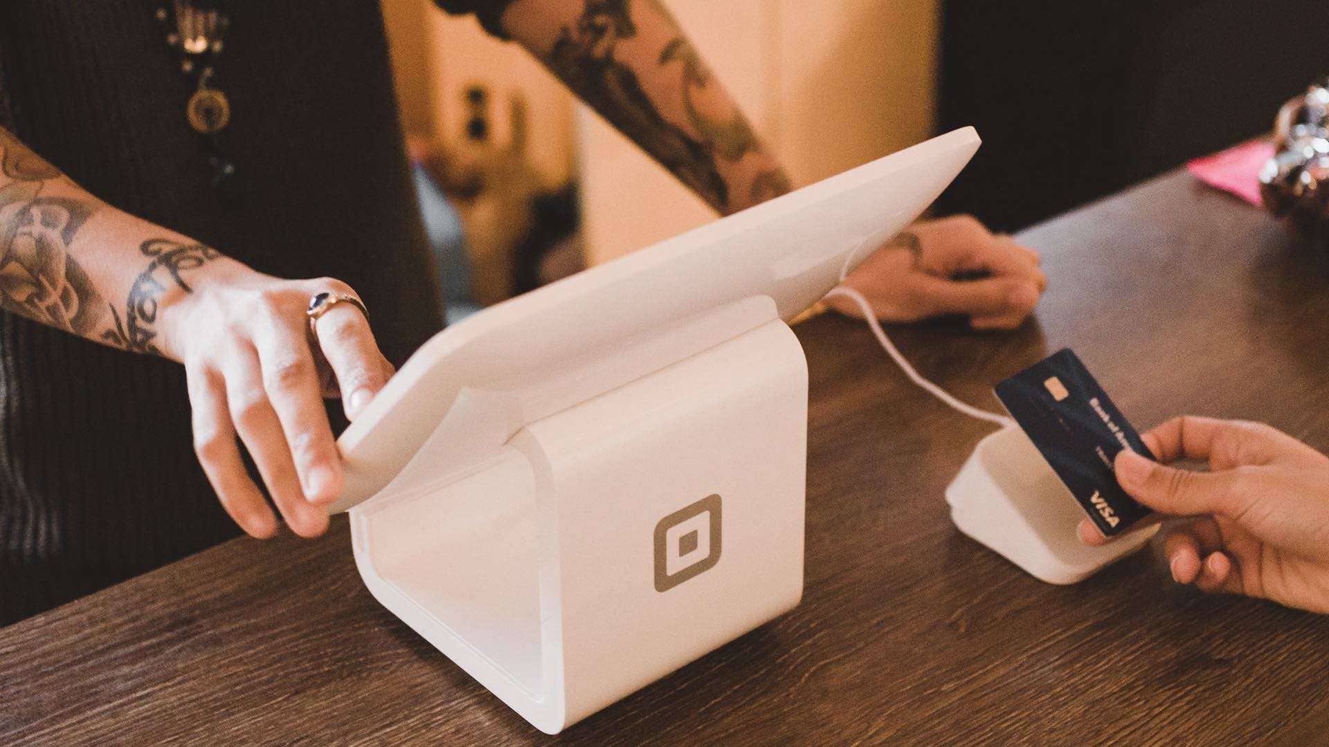 Square to sell credit card reader at Walgreens, elsewhere - CNET